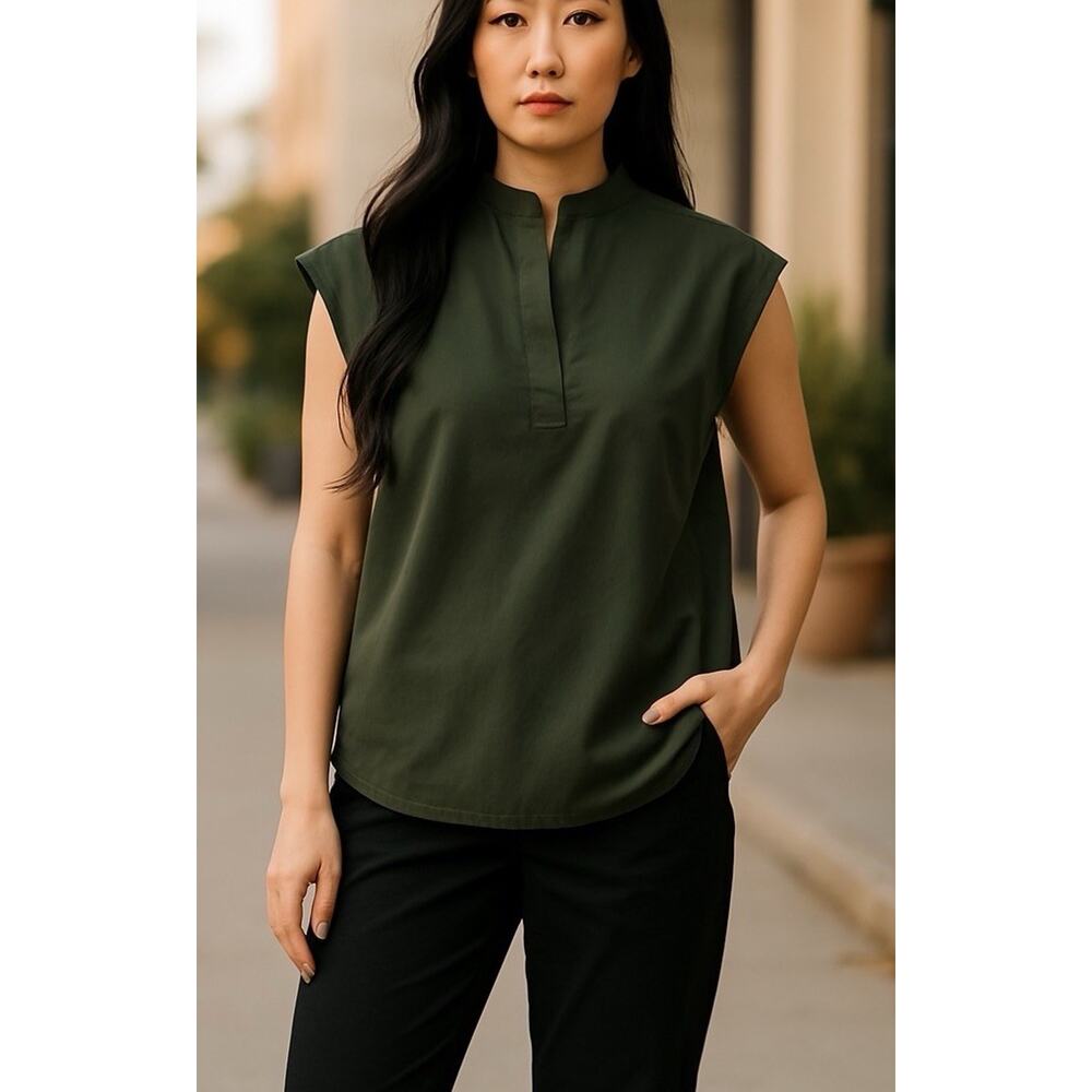 FIGS Technical Collection Rafaela Oversized Olive Scrub Top Size XS